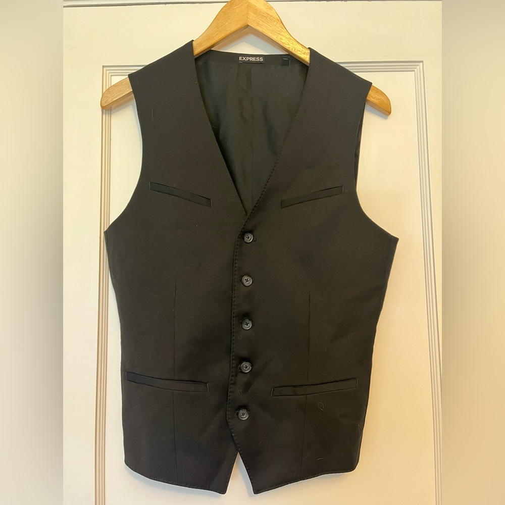 Express Vest - Picture 2 of 5